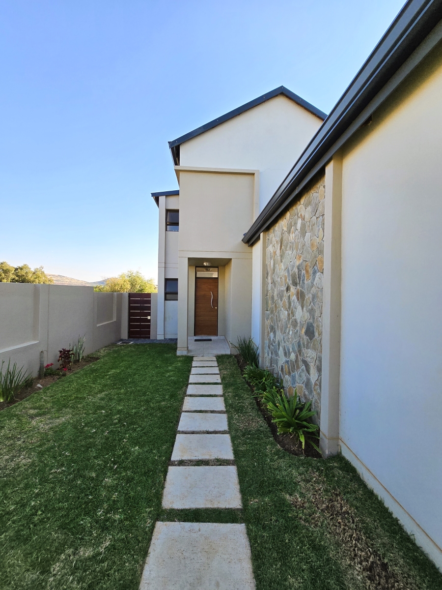 3 Bedroom Property for Sale in La Camargue Private Country Estate North West